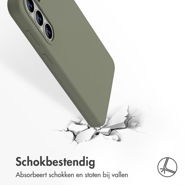 Accezz Liquid Silicone Backcover met MagSafe Samsung Galaxy S26 Plus - Cooper Green