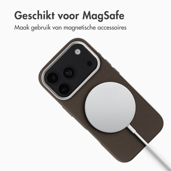 Accezz Mesh Backcover met MagSafe Apple iPhone 17 Pro Max - Bruin