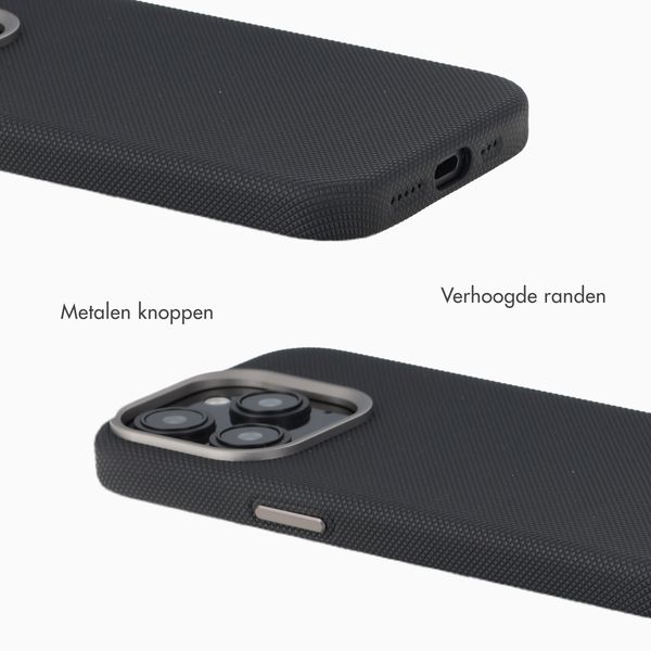 Accezz Mesh Backcover met MagSafe Apple iPhone 15 Pro - Zwart