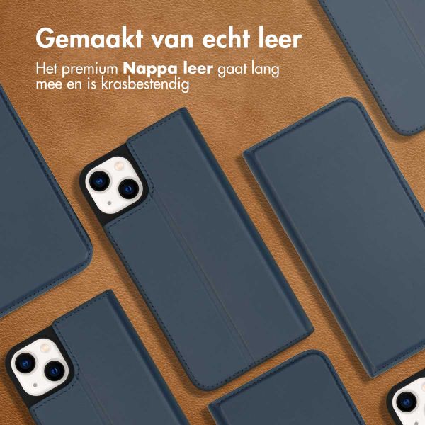 Accezz Premium Leather Slim Bookcase iPhone 14 Plus - Donkerblauw