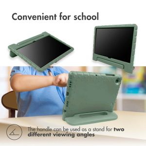 Accezz Kidsproof Backcover met handvat iPad 9 (2021) 10.2 inch / iPad 8 (2020) 10.2 inch / iPad 7 (2019) 10.2 inch - Olijfgroen