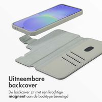 Accezz Leather Bookcase 2-in-1 met MagSafe Samsung Galaxy A36 / A56 - Lichtgrijs