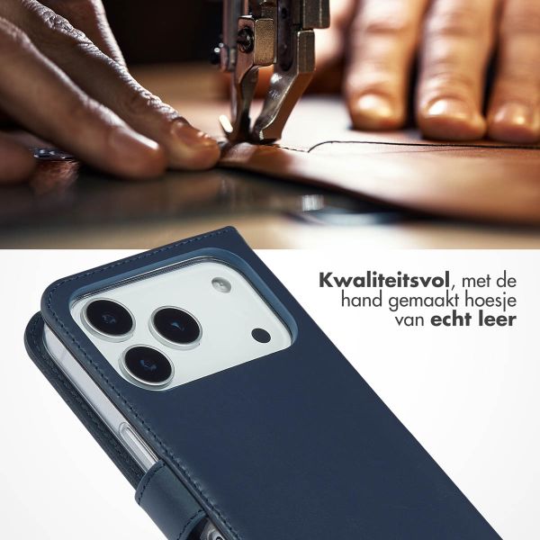 Selencia Echt Leren Bookcase Apple iPhone 17 Pro - Blue