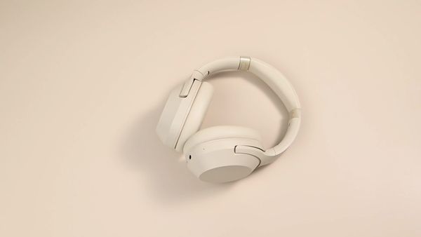 Selencia Urban Play Draadloze Koptelefoon - Active Noise Cancelling (ANC) - Met Opbergcase - Midnight Black