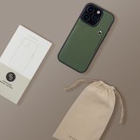 Selencia Riva Backcover met Pashouder Apple iPhone 15 Pro - Sage Green