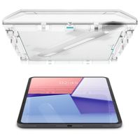 Spigen GLAStR EZ Fit Screenprotector + Applicator Apple iPad Pro 11 (2024) M4