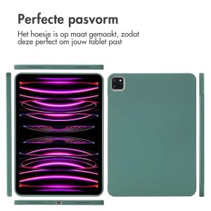 Accezz Liquid Silicone Backcover met penhouder iPad Pro 11 (2018/2020/2021/2022) - Donkergroen