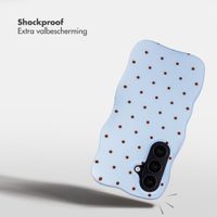 Selencia Vivid Wavy Backcover met MagSafe Samsung Galaxy S26 - Happy Dots Digital Sky