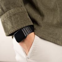 Accezz Magnetisch echt lederen bandje Apple Watch | 44/45/46/49 mm - Zwart