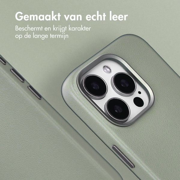 Accezz MagSafe Leather Backcover Apple iPhone 15 Pro - Light Grey