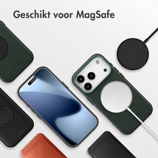 Accezz MagSafe Leather Backcover Apple iPhone 17 Pro - Cedar Green