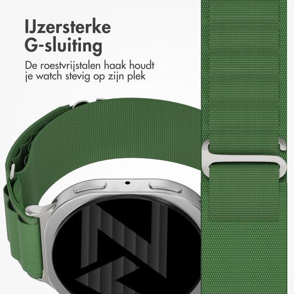 Accezz Nylon Alpine bandje Samsung Galaxy Watch 9 (40/44mm) / Watch 8 (40/44mm) / Classic (46mm) - Olive Green