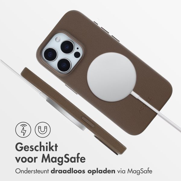 Accezz MagSafe Leather Backcover Apple iPhone 15 Pro - Coffee Brown