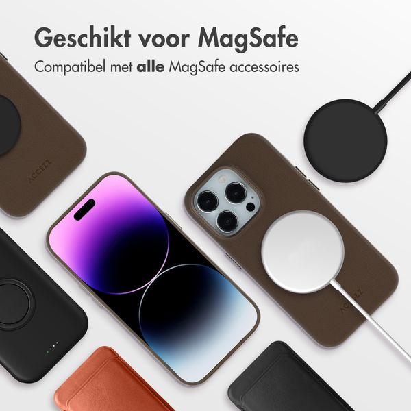 Accezz MagSafe Leather Backcover Apple iPhone 14 Pro - Coffee Brown