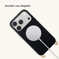 Selencia Rivièra MagSafe Backcover met afneembare haakjes Apple iPhone 17 Pro - Velvet Black