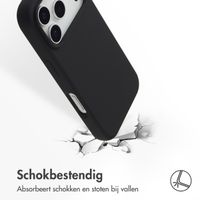 Accezz Liquid Silicone Backcover met MagSafe Apple iPhone 17 Pro - Black