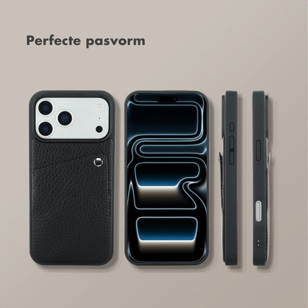 Selencia Riva Backcover met Pashouder Apple iPhone 17 Pro Max - Zwart