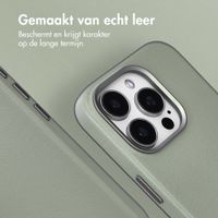 Accezz MagSafe Leather Backcover Apple iPhone 15 Pro - Light Grey