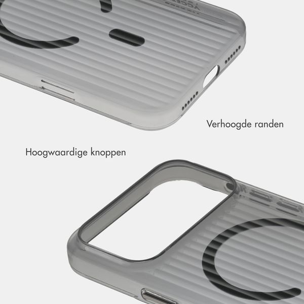 Accezz Lite Backcover met MagSafe | Fluted | Apple iPhone 18 Pro / 17 Pro - Smokey Clear