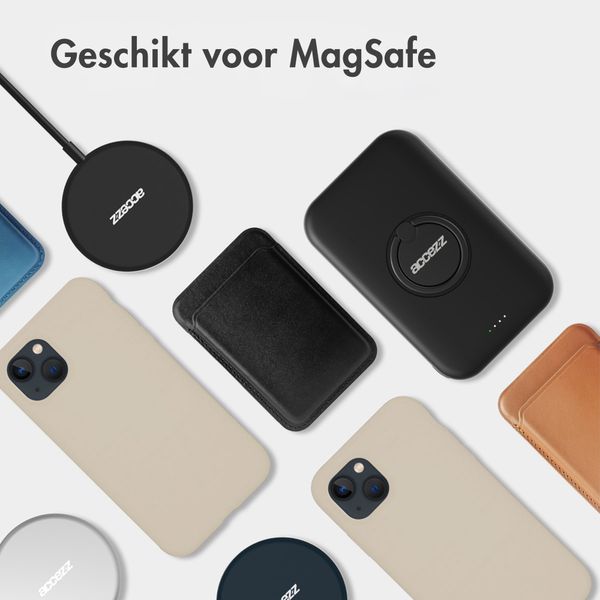 Accezz Liquid Silicone Backcover met MagSafe Apple iPhone 15 - Stone