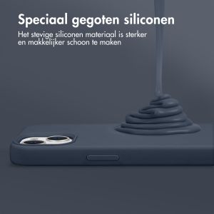 Accezz Liquid Silicone Backcover met MagSafe iPhone 15 Plus - Donkerblauw