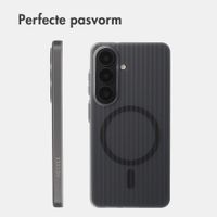 Accezz Lite Backcover met MagSafe | Fluted | Samsung Galaxy S26 - Smokey Matte