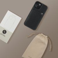 Selencia Riva Backcover met Pashouder Apple iPhone 15 - Zwart