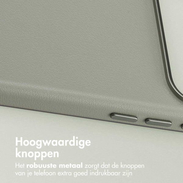 Accezz MagSafe Leather Backcover Apple iPhone 17 Pro Max - Lichtgrijs