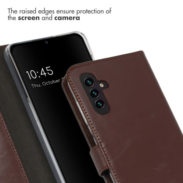 Selencia Echt Leren Bookcase Samsung Galaxy A13 (5G) / A04s - Bruin