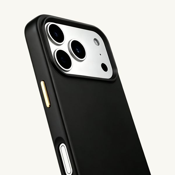 Selencia Rivièra MagSafe Backcover met afneembare haakjes Apple iPhone 17 Pro Max - Velvet Black