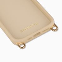 Selencia Rivièra MagSafe Backcover met afneembare haakjes Apple iPhone 17e / 16e - Milky Latte