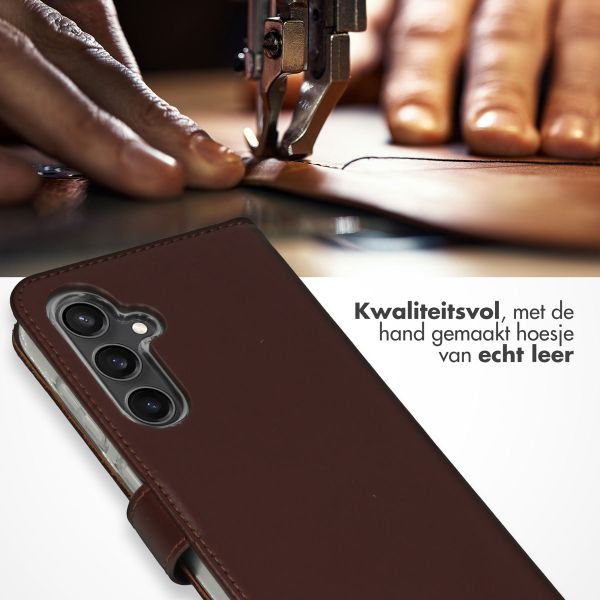 Selencia Echt Leren Bookcase Samsung Galaxy S23 FE - Bruin