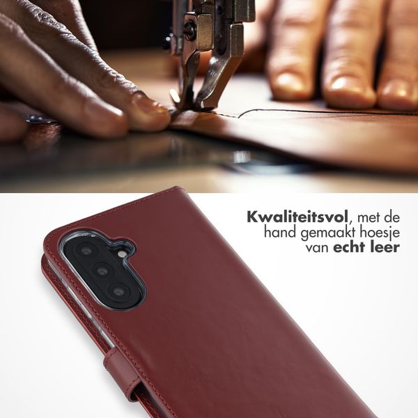 Selencia Echt Leren Bookcase Samsung Galaxy A57 (5G) - Burgundy