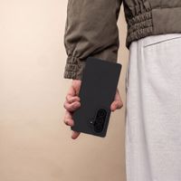 Accezz Liquid Silicone Backcover met MagSafe Samsung Galaxy Z Fold 8 Ultra - Zwart