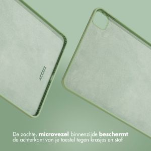 Accezz Liquid Silicone Backcover met penhouder iPad Pro 11 (2018/2020/2021/2022) - Lichtgroen