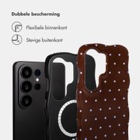 Selencia Vivid Wavy Backcover met MagSafe Samsung Galaxy S26 Ultra - Happy Dots Chocolate