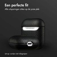 Accezz Echt Leren Case  Apple Airpods 1 / 2 - Zwart