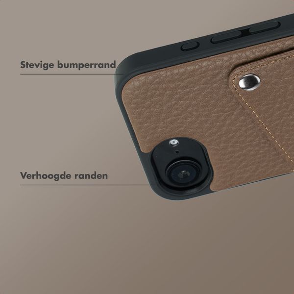 Selencia Riva Backcover met Pashouder Apple iPhone 17e / 16e - Mocha Brown