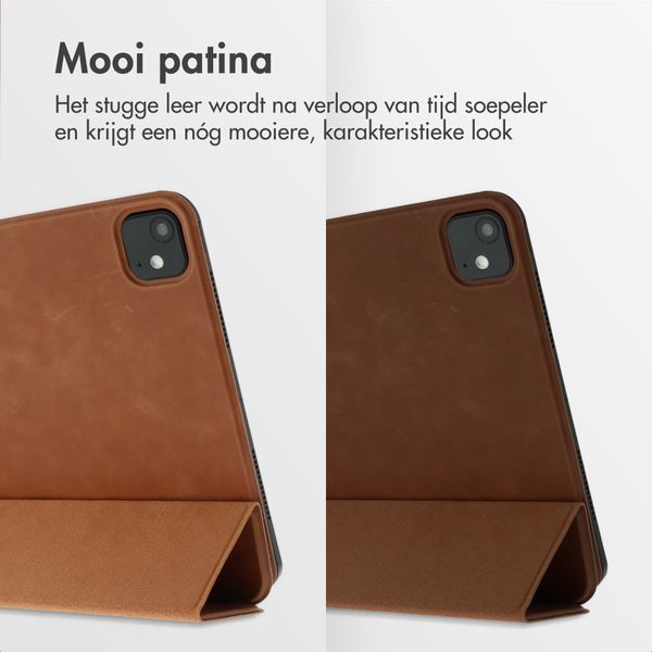 Accezz Leather Trifold Bookcase Apple iPad Pro 13 (2025) M5 / (2024) M4 - Cognac
