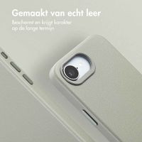 Accezz MagSafe Leather Backcover Apple iPhone 16e - Lichtgrijs