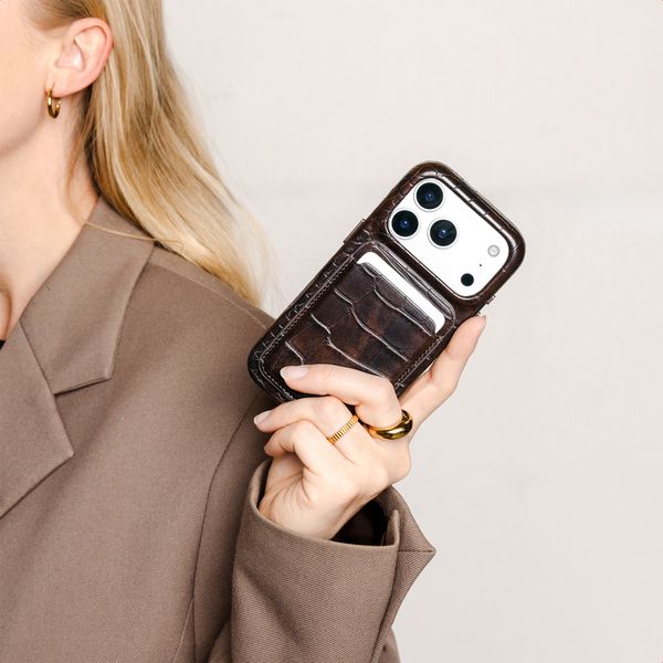 Selencia Croco Pashouder met MagSafe - Choco Brown