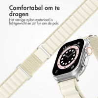 Accezz Nylon Alpine bandje Apple Watch | 38/40/41/42 mm - Sterrenlicht