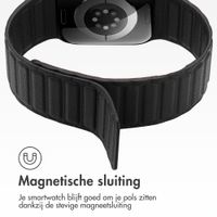 Accezz Magnetisch echt lederen bandje Apple Watch | 44/45/46/49 mm - Zwart