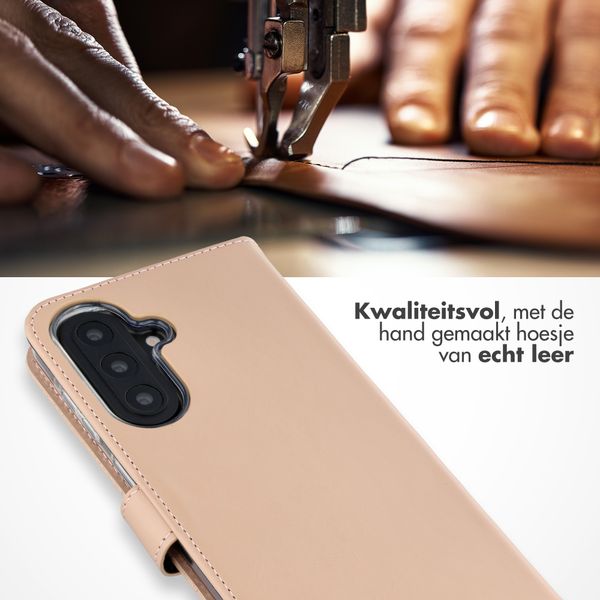 Selencia Echt Leren Bookcase Samsung Galaxy A57 (5G) - Lichtroze