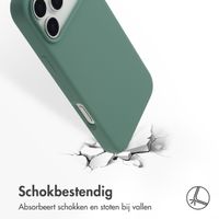 Accezz Liquid Silicone Backcover met MagSafe Apple iPhone 17 Pro Max - Dark Green