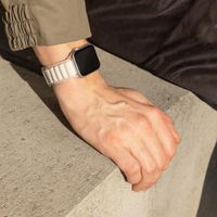 Accezz Nylon Alpine bandje Apple Watch | 44/45/46/49 mm - Sterrenlicht