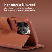 Accezz Leather Bookcase 2-in-1 met MagSafe iPhone 15 Pro Max - Sienna Brown