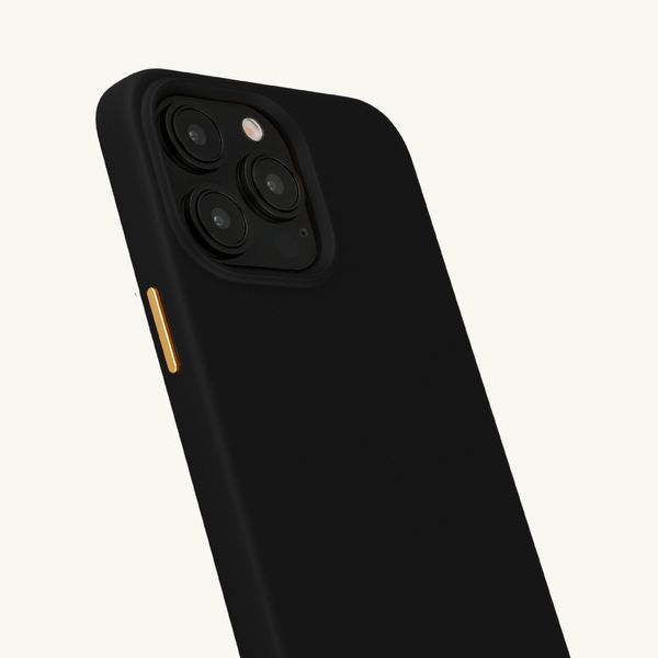 Selencia Rivièra MagSafe Backcover met afneembare haakjes Apple iPhone 13 Pro - Velvet Black