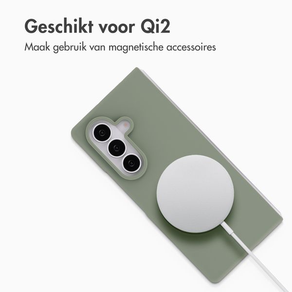 Accezz Liquid Silicone Backcover met MagSafe Samsung Galaxy Z Fold 8 Ultra - Cooper Green