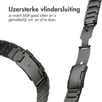 Accezz Mat Titanium bandje voor de Samsung Galaxy Watch Ultra (2024/2025) - Zwart